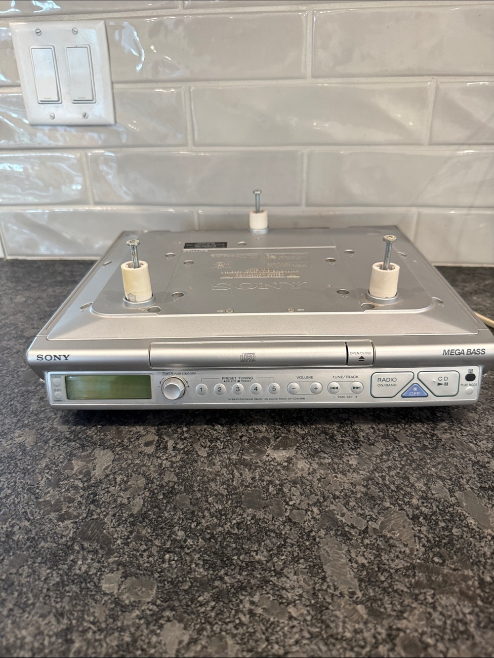 Sony Under Cabinet Mount Kitchen CD Player Radio
